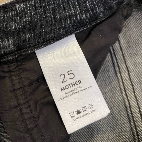 Gently used Mother denim. Style: the seamed swooner skimp. - Picture 2 of 4